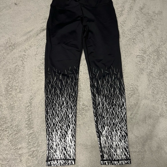 Senita Athletics Pants - Black and silver Senita Leggings